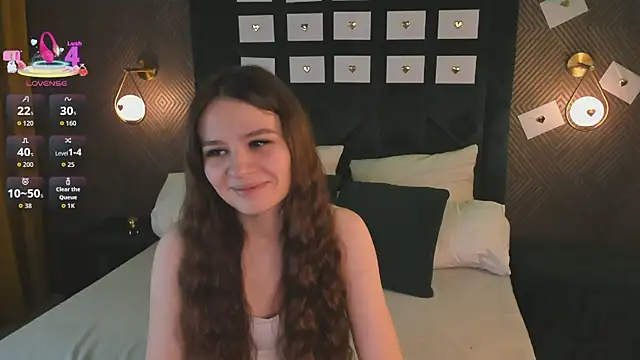 Eva Anderson online show from 04.20.26