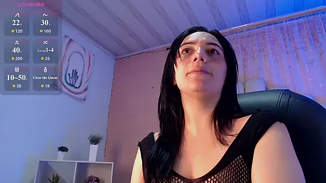 Snapshot of RoseConor_ chatting on 02.18.26 RoseConor online show from 02.18.26