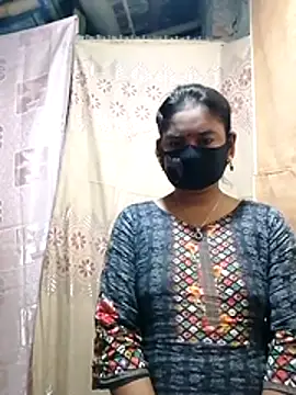 Hot Sweeti online show from 02.18.26