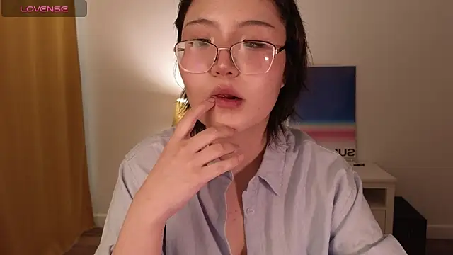 Snapshot of nullgirl chatting on 06.20.26 nullgirl online show from 06.20.26