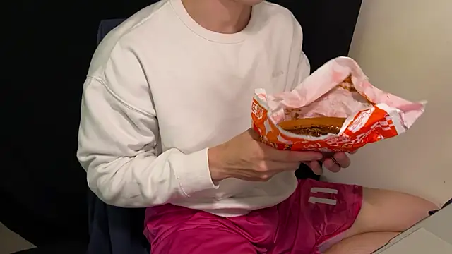 Snapshot of hao105 chatting on 02.15.26 hao105 online show from 02.15.26