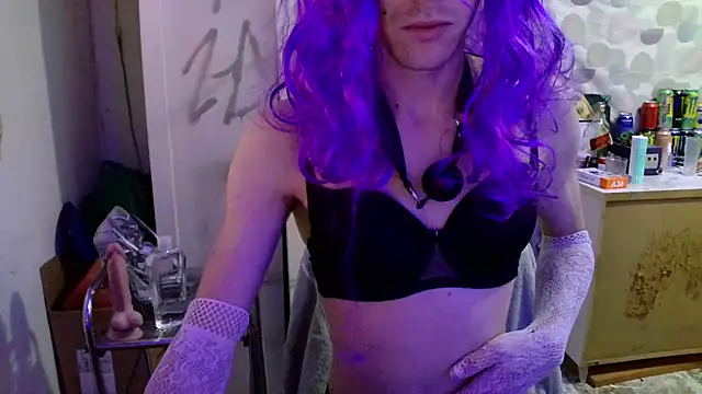 DairaSissy online show from 04.20.26