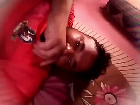 Snapshot of sajalbdxx chatting on 03.31.26 sajalbdxx online show from 03.31.26