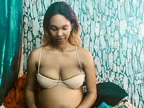 Caramelminxxx1 online show from 02.04.26