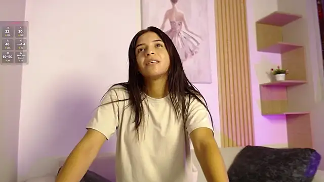 chloe peach  online show from 04.07.26