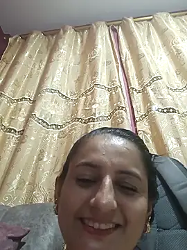 Snapshot of Luna_seductora12 chatting on 02.16.26 Luna seductora12 online show from 02.16.26