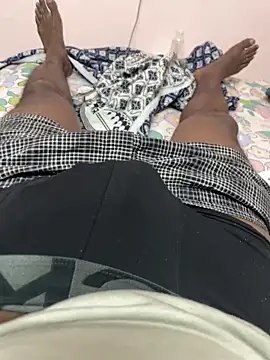 Snapshot of Yourdhiraj chatting on 01.15.26 Yourdhiraj online show from 01.15.26