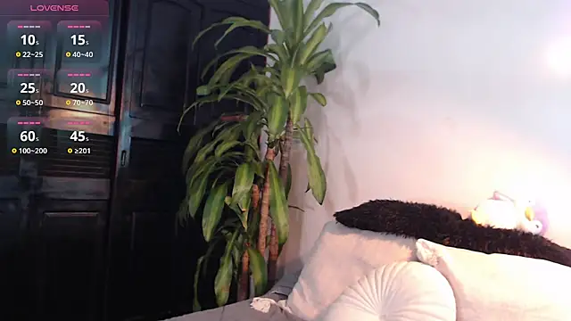 Snapshot of Mia_Volkova_ chatting on 04.30.26 Mia Volkova online show from 04.30.26