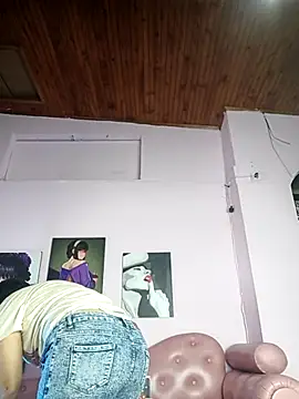 RossyAlvarez online show from 06.05.26