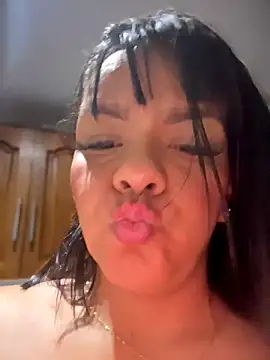 Snapshot of Your_HoneyXXX chatting on 02.28.26 Your HoneyXXX online show from 02.28.26