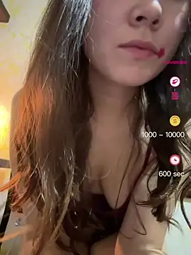 Snapshot of Raven__5 chatting on 06.15.26 Raven 5 online show from 06.15.26