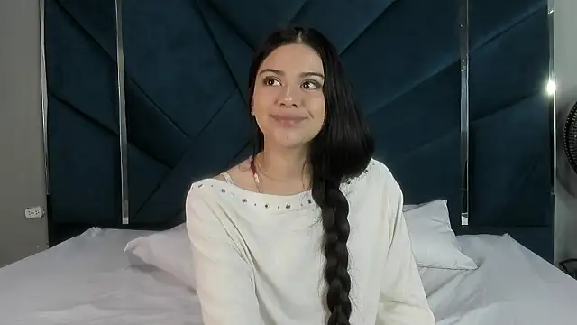 Snapshot of CottonCloud20 chatting on 02.18.26 CottonCloud20 online show from 02.18.26