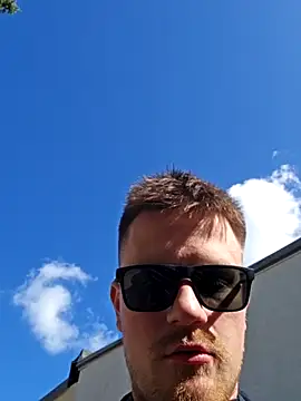 Snapshot of christian9pppp chatting on 03.12.26 christian9pppp online show from 03.12.26