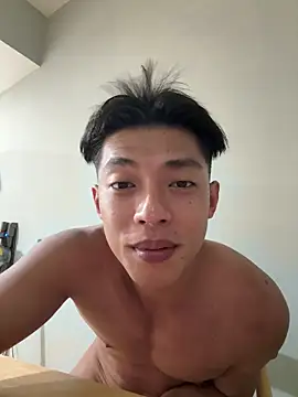 Yooo17 online show from 05.24.26