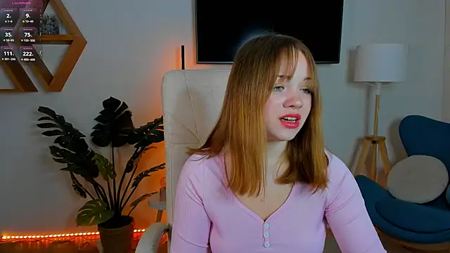 Kiss Moon online show from 02.03.26