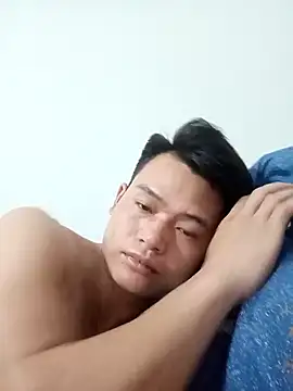 Snapshot of Maycute18 chatting on 02.28.26 Maycute18 online show from 02.28.26