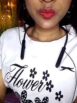 Snapshot of Maliha_Chowdhury chatting on 03.24.26 Maliha Chowdhury online show from 03.24.26