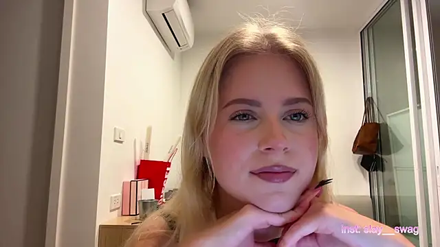 Snapshot of Slay_Swag chatting on 02.10.26 Slay Swag online show from 02.10.26