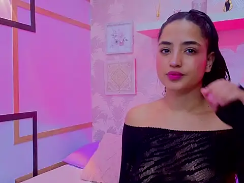 Emma Thompssonn online show from 03.07.26