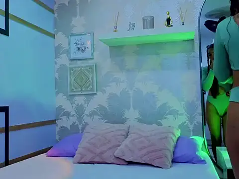 Emma Thompssonn online show from 03.17.26