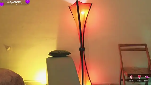 fransheskarossi online show from 04.05.26