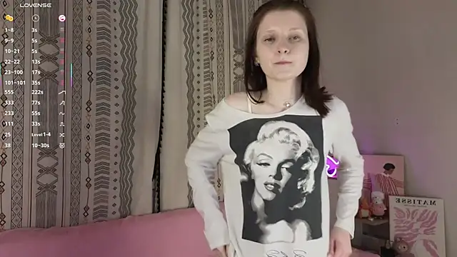 CarmaOlen online show from 04.07.26