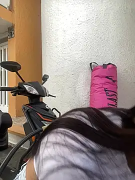 StrawberryPink  online show from 02.20.26