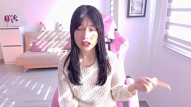 Blush Marie online show from 04.06.26