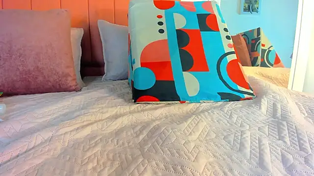 rose thompson19 online show from 01.31.26