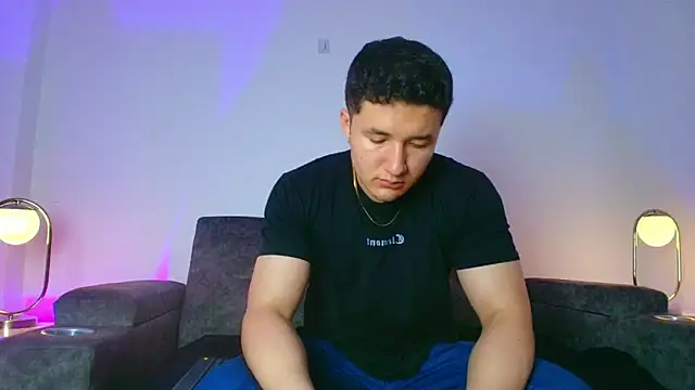 Snapshot of Alexander_Connor chatting on 04.24.26 Alexander Connor online show from 04.24.26