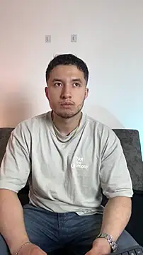 Snapshot of Alexander_Connor chatting on 05.15.26 Alexander Connor online show from 05.15.26