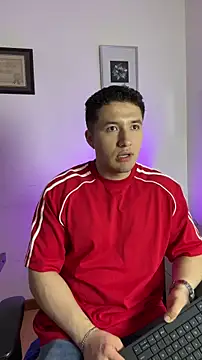 Snapshot of Alexander_Connor chatting on 06.06.26 Alexander Connor online show from 06.06.26