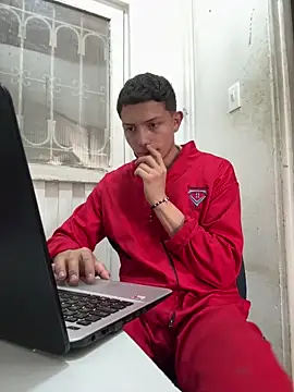 santiObrero online show from 05.01.26