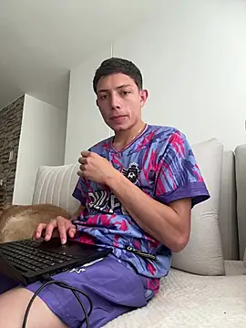 santiObrero online show from 07.24.26
