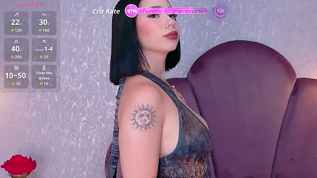 Snapshot of Sienna-Gold chatting on 05.27.26 Sienna-Gold online show from 05.27.26