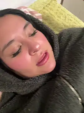 Nailealipsglossy online show from 02.22.26