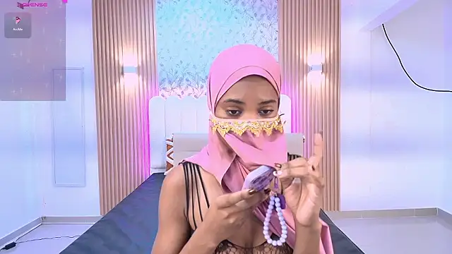 Amira Alzahra online show from 03.13.26