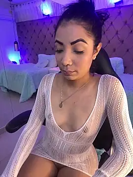 Auri   online show from 04.01.26