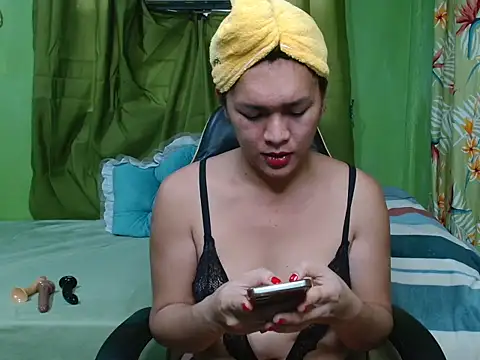 urslutscarlet online show from 03.17.26