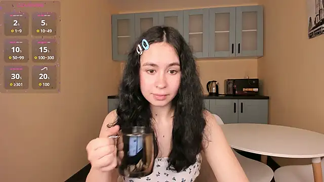 GiovannaAntonelli online show from 04.17.26