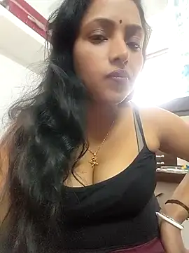 Hot-Tinaa online show from 02.13.26