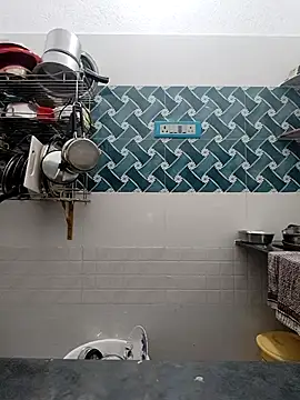 Hot-Tinaa online show from 04.20.26