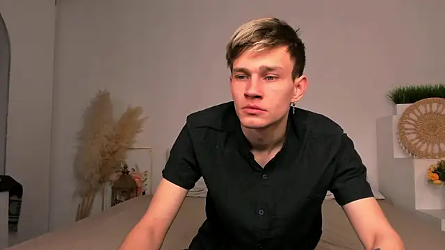 Volan Starts online show from 02.06.26