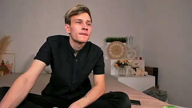 Volan Starts online show from 02.07.26