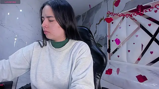 Qetsyah tf online show from 02.16.26