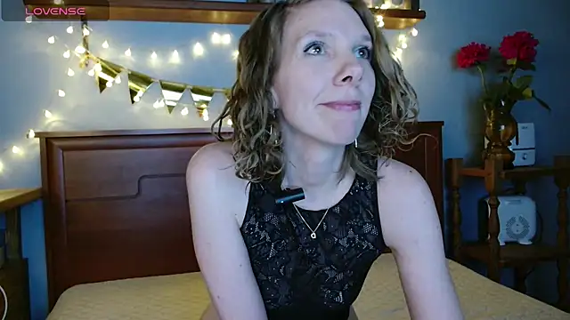 Snapshot of Daisy_Lovely chatting on 02.26.26 Daisy Lovely online show from 02.26.26