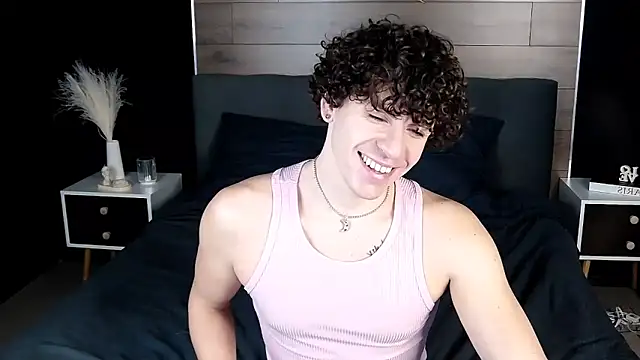 Snapshot of TylerGibson chatting on 02.10.26 TylerGibson online show from 02.10.26