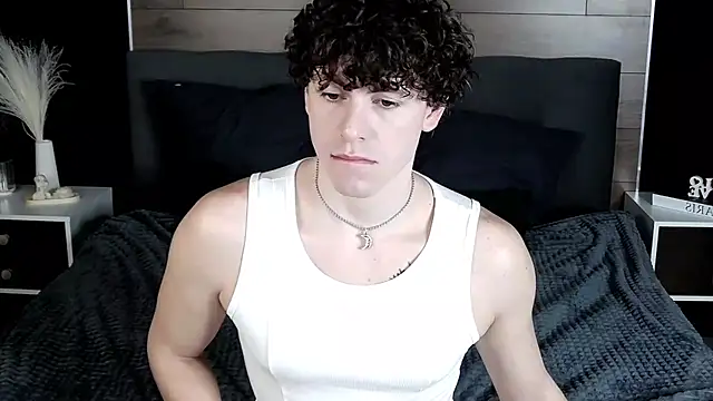 Snapshot of TylerGibson chatting on 02.20.26 TylerGibson online show from 02.20.26