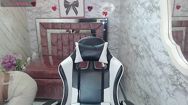 Melisa v online show from 04.17.26