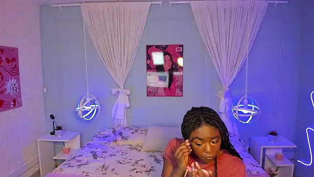 naomi campell online show from 03.16.26